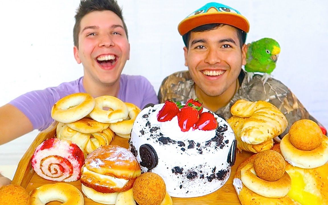 【英语吃播】nikocado avocado吃奥利奥蛋糕,甜甜圈,芝士球