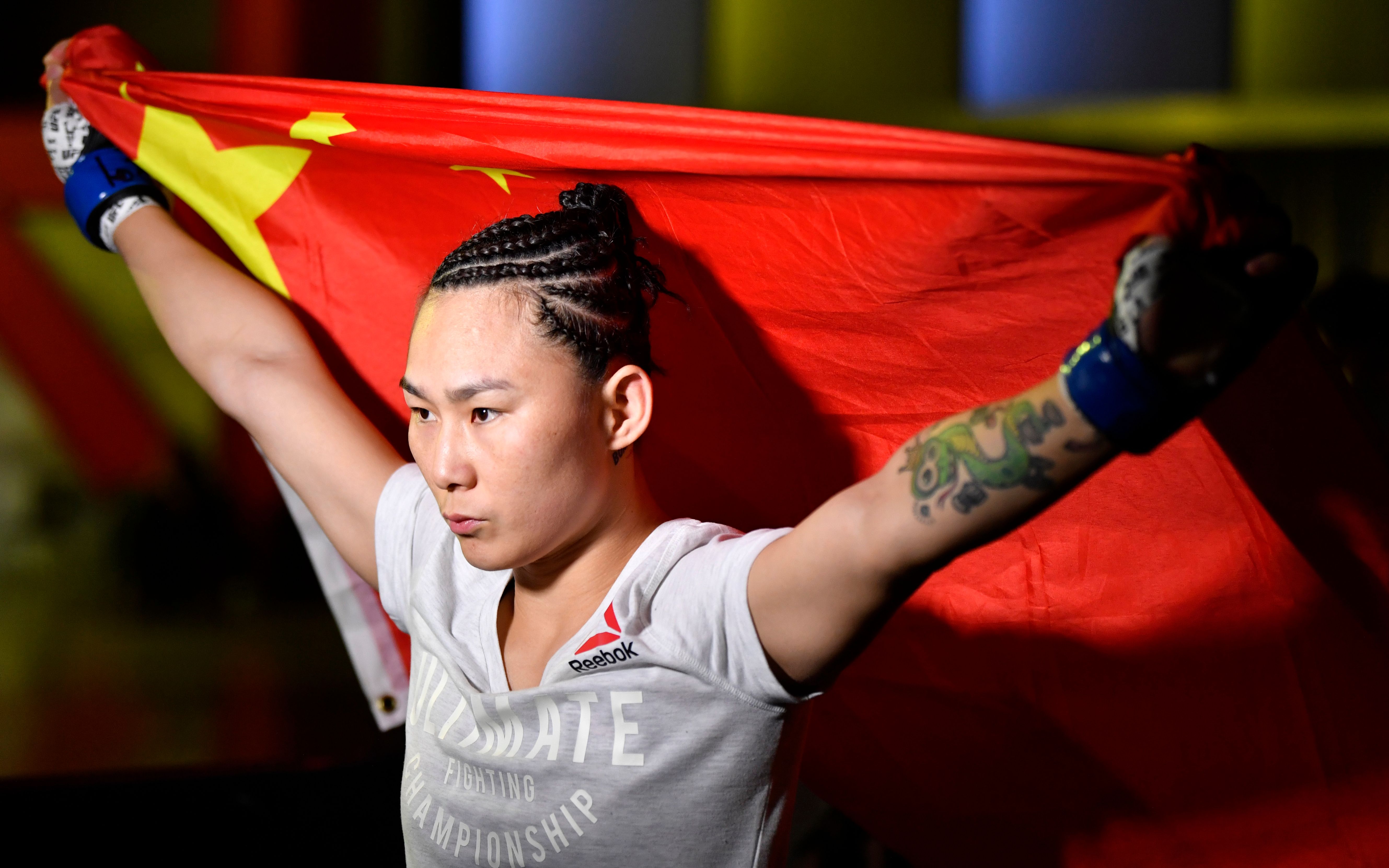 【ufc拉斯维加斯 | 赛后采访】主赛:闫晓楠豪取六连胜,准备挑战张伟丽