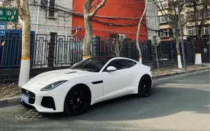 Скачать видео: 捷豹 F TYPE 3.0SC 跑山 第一视角（戴上耳机效果更好）