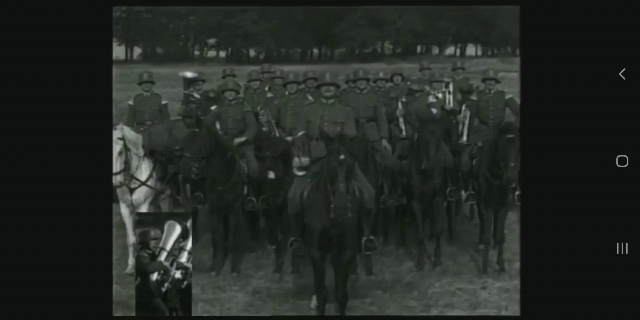 [图]1927年演奏Parademarsch der 18er Husareno第十八骑兵团分列式进行曲