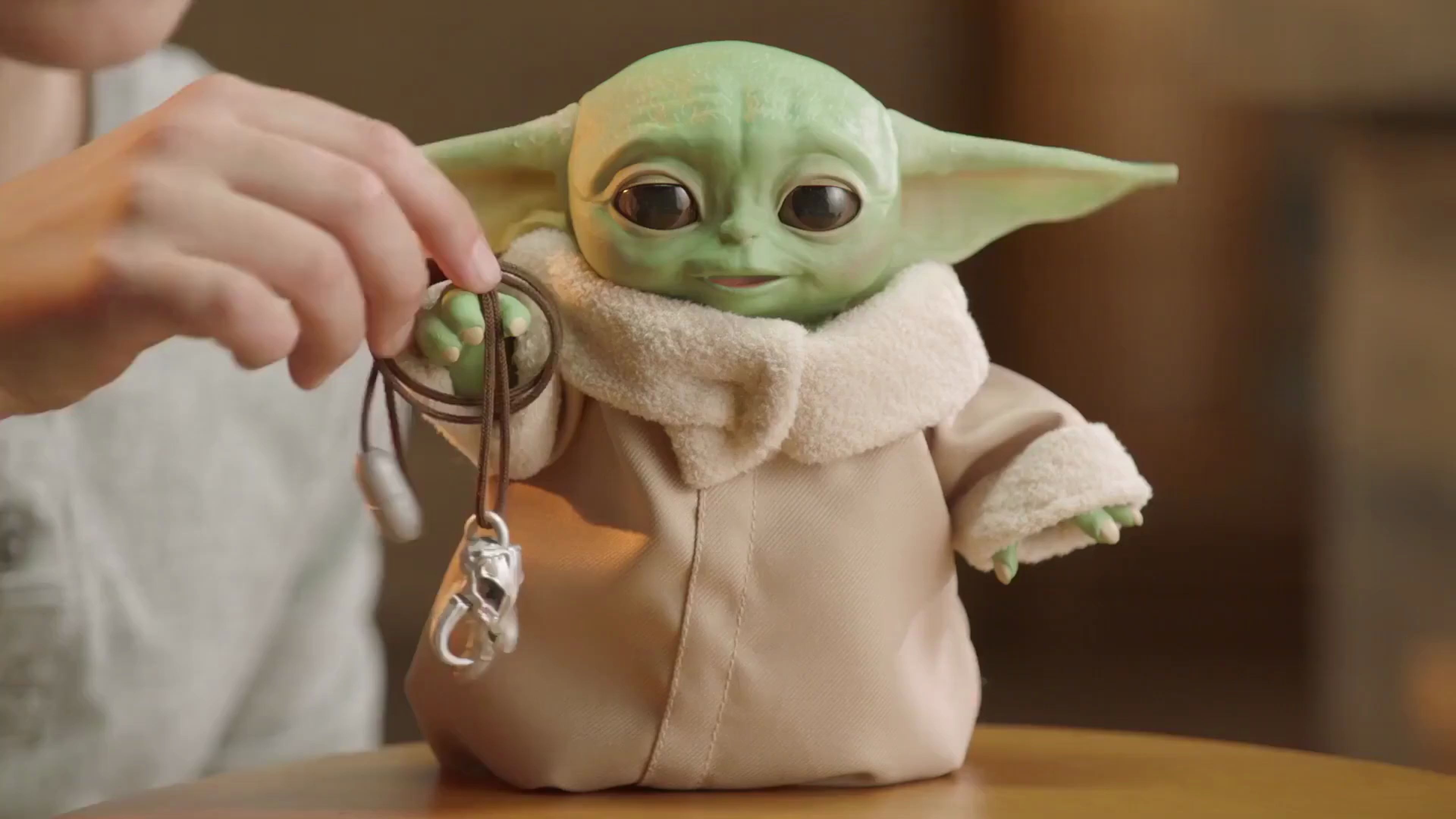 想要吗?尤达宝宝智能可动人偶《曼达洛人》孩之宝宣传片