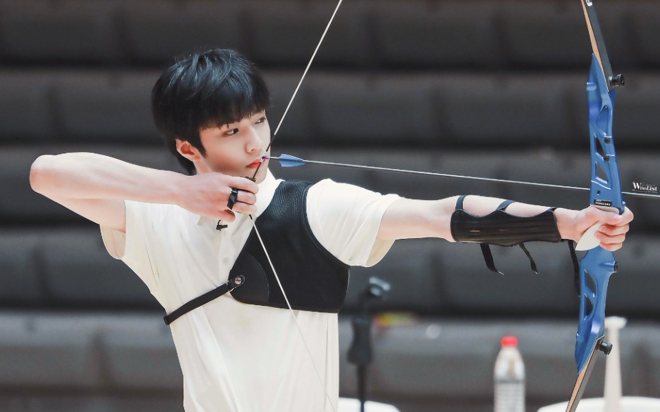 cr.  lycanthropew0923_刘耀文