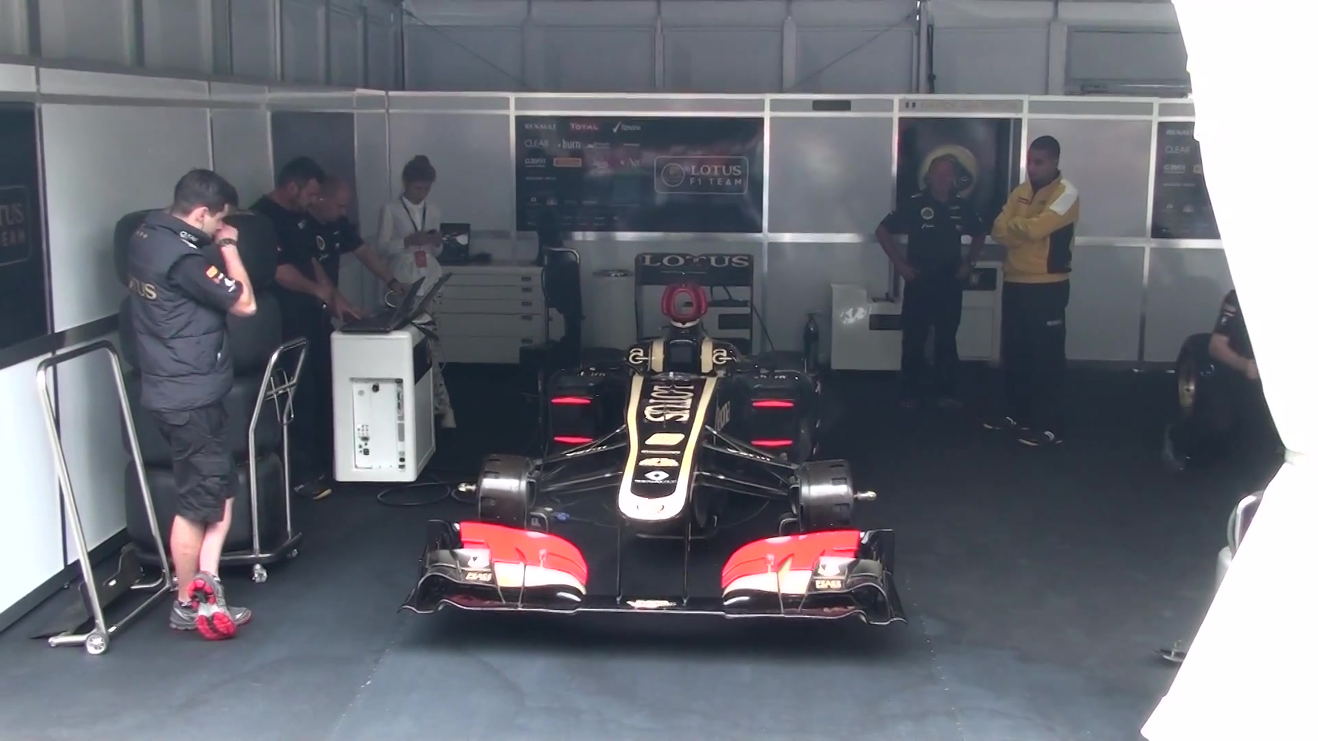 音量注意路特斯f1车队引擎演奏俄罗斯国歌