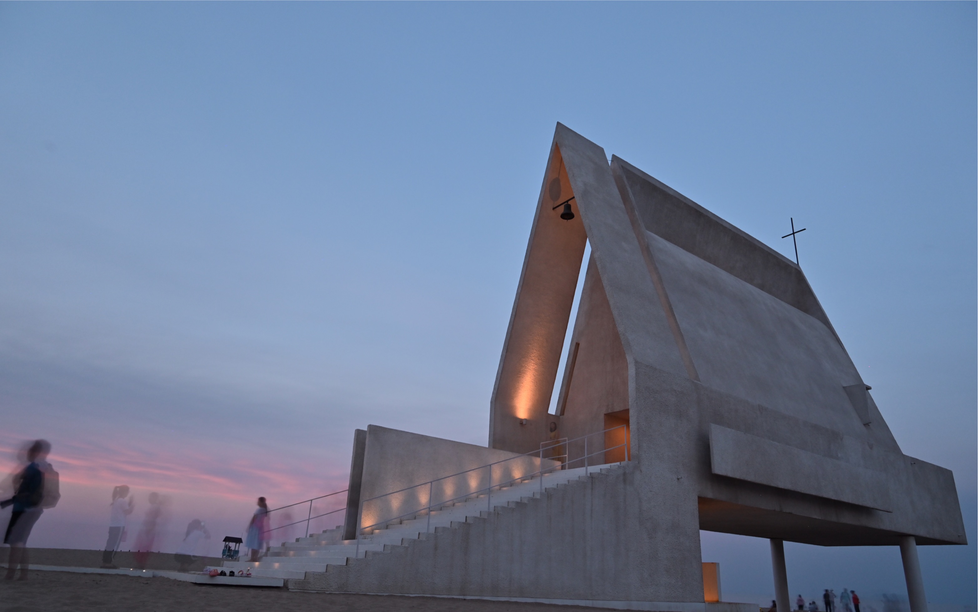 阿那亚 图书馆不孤独,礼堂也不孤独