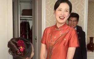 Скачать видео: 怎么会有这么好看的婆婆啊❗❗