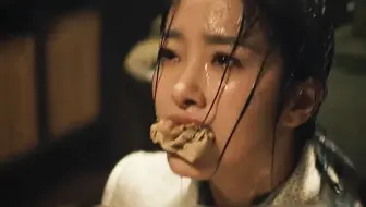 女人被困密室，只有十秒钟的逃脱时间