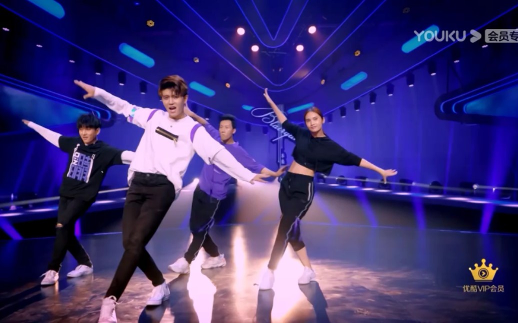 任国超嘉伦国超嘉伦跳舞很帅