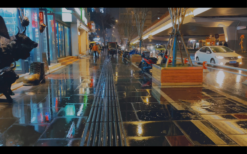 【4k 60fps】成都街头雨景3分钟静享