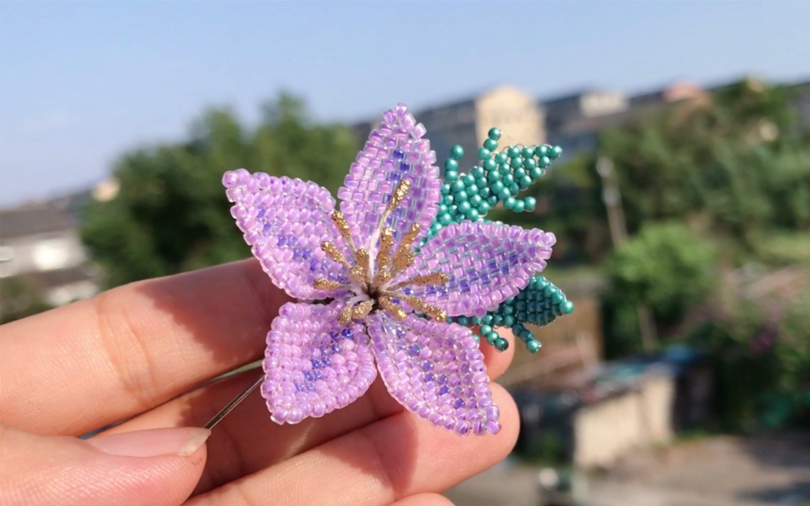 米珠花胸针紫色花的教程