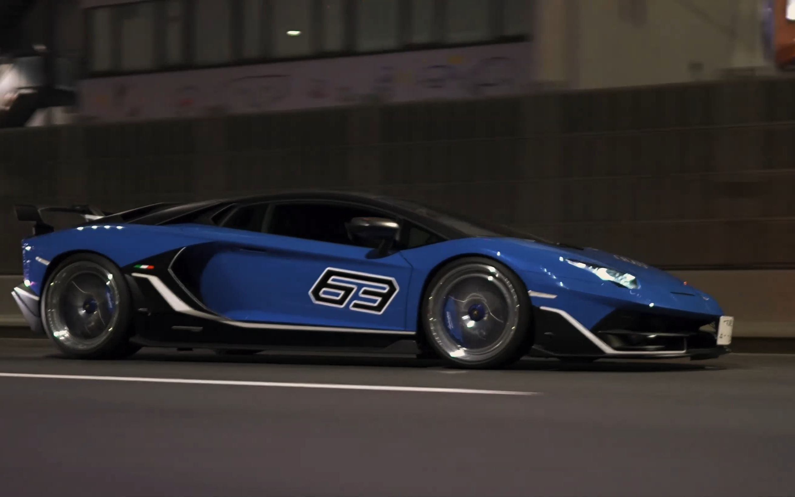 【bond案例展示】——大阪店 从城市夜行驶向末来— Lamborghini Aventador SVJ 63哔哩哔哩bilibili