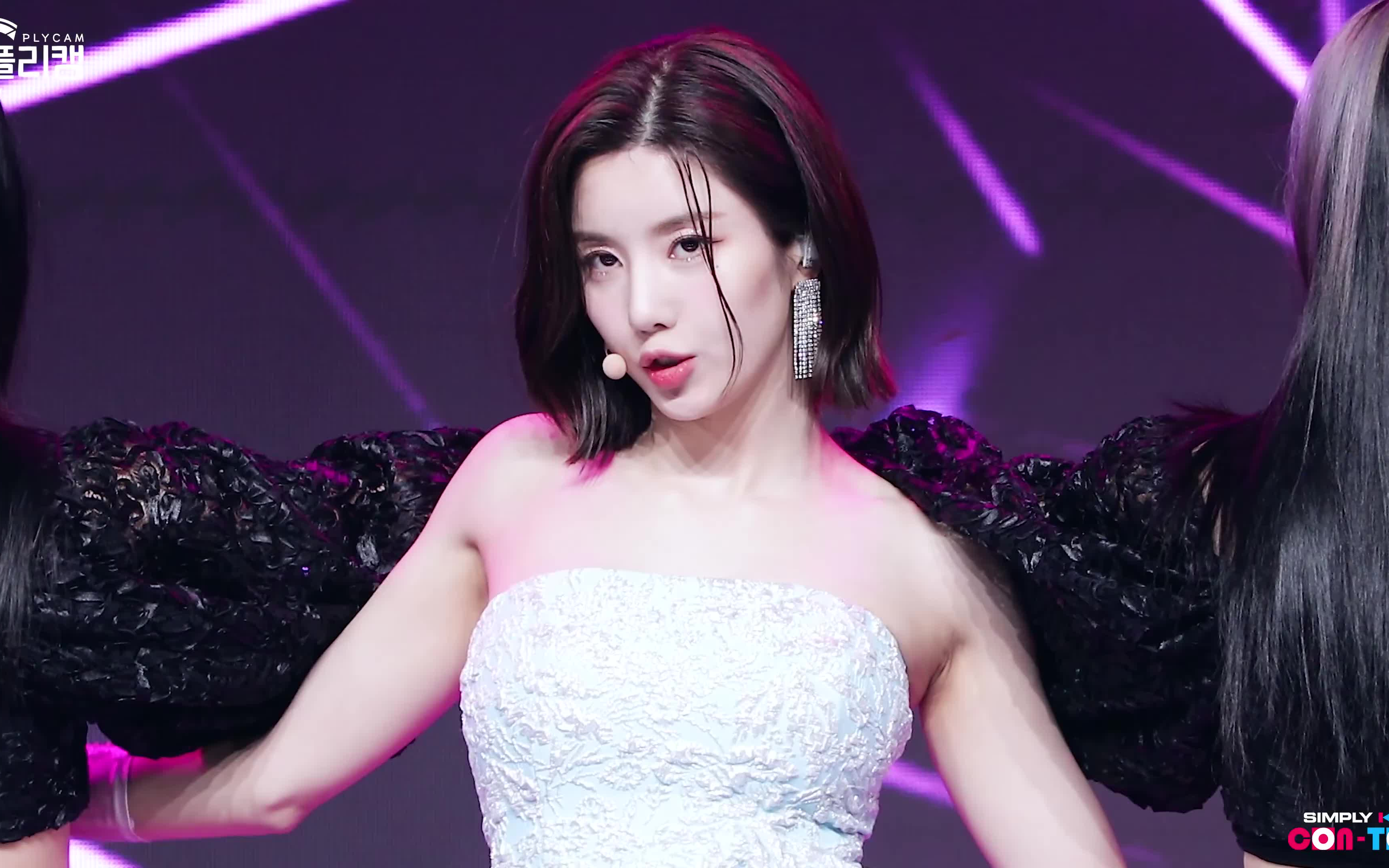 220429权恩妃《glitch》simplykpop舞台 4k横版 4k竖版直拍合集_哔哩