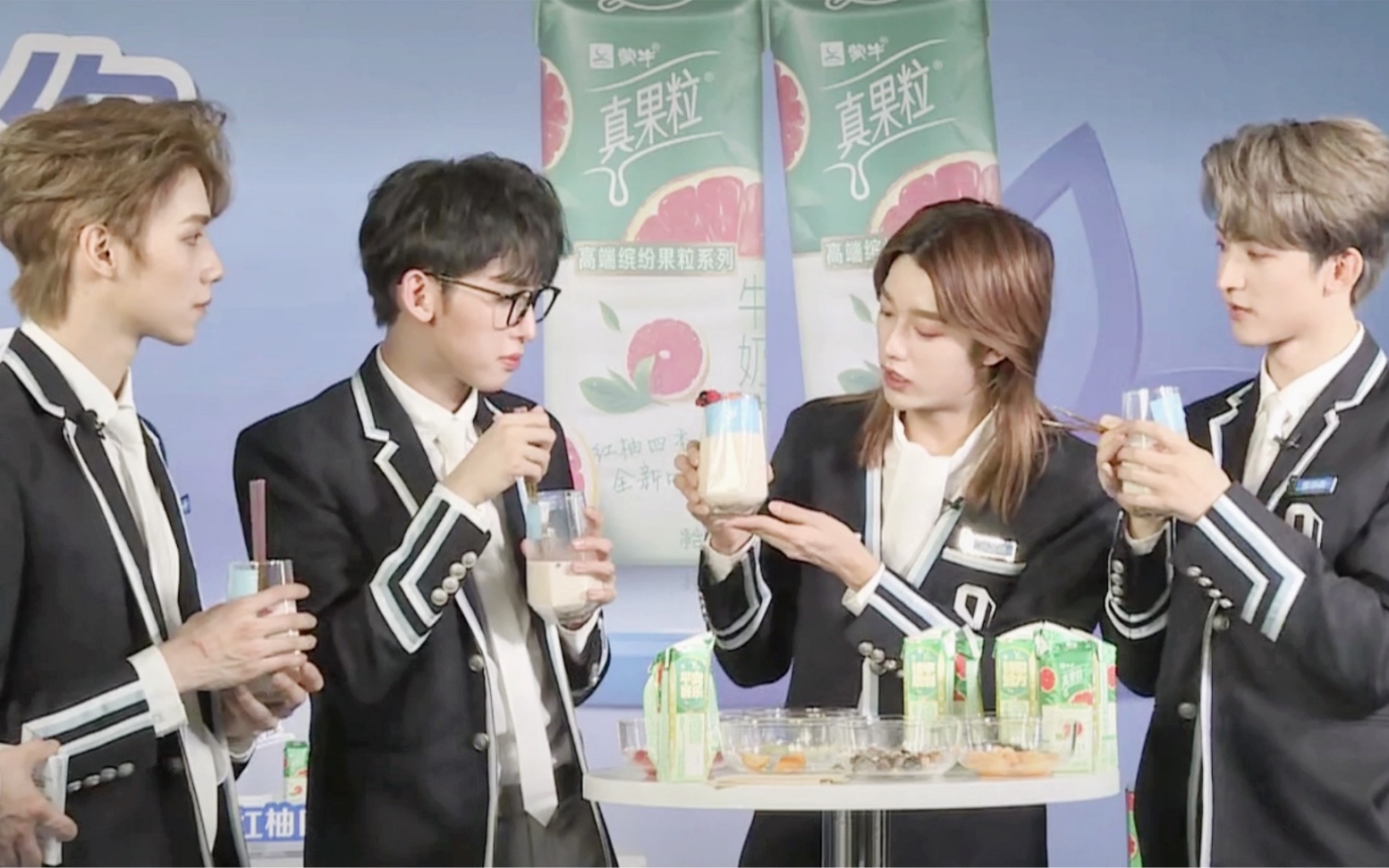 青春有你3210409真果粒直播草莓圣代全程录屏四人主视角华滢单人视角