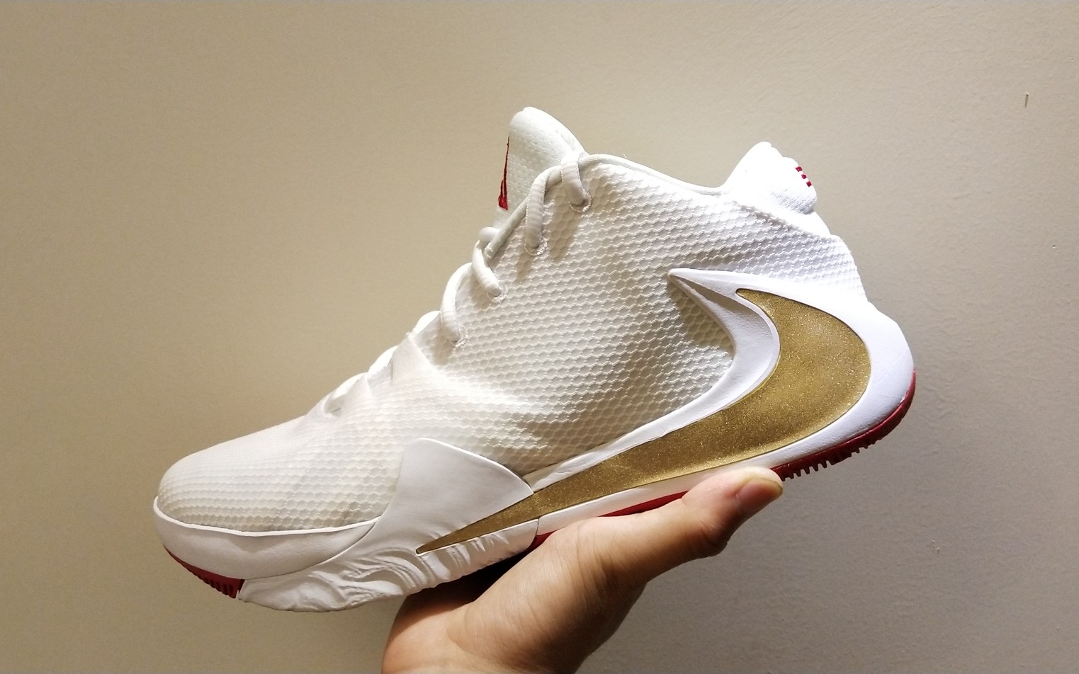 字母哥一代freak开箱简评