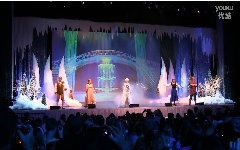 [图]冰雪奇缘舞台剧 frozen stage show Sing-Along