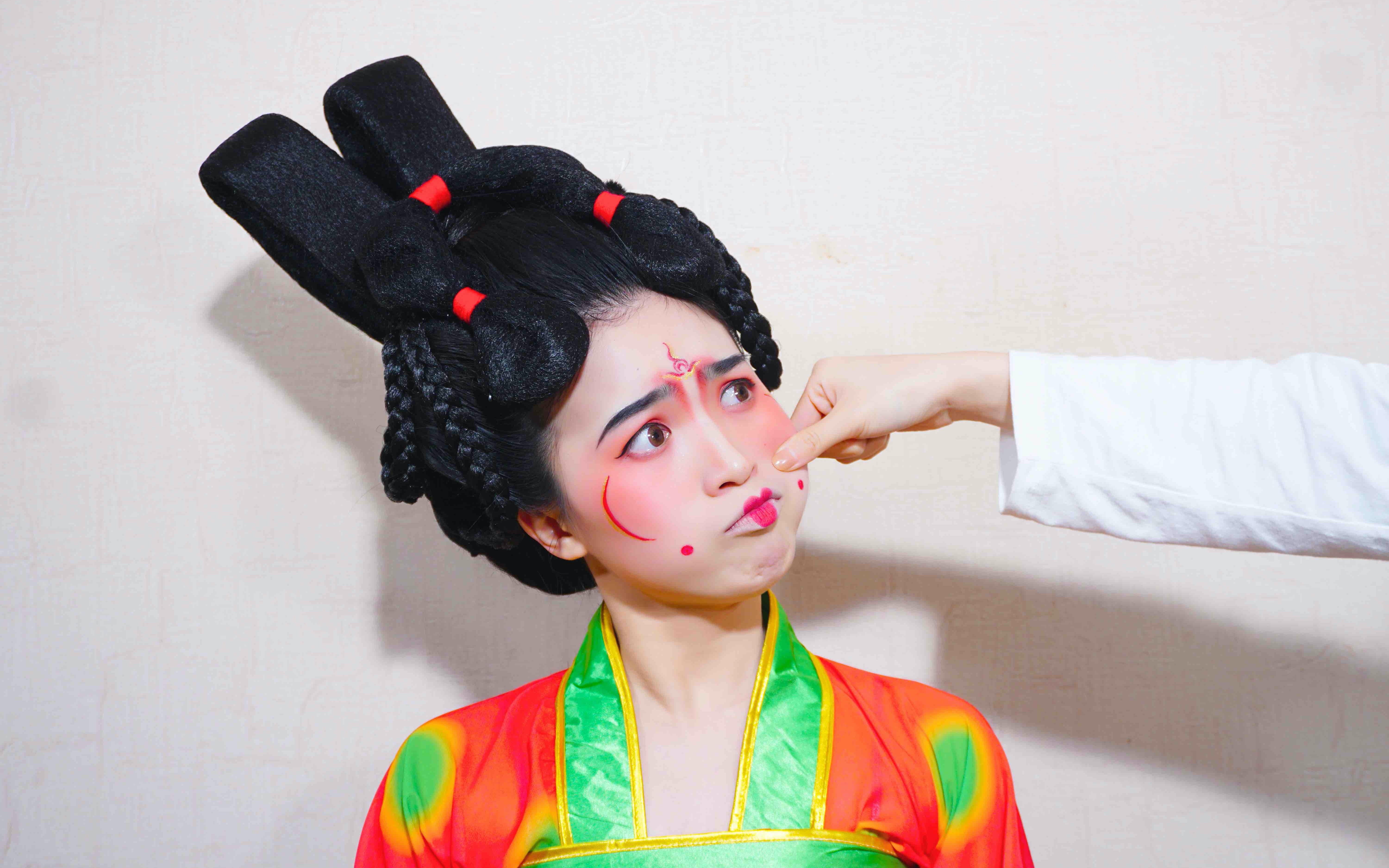 唐宫夜宴 仿妆|小唐俑复活过程