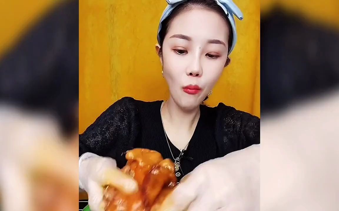 带“油”字的美食你知道几种呢?今天我们就盘点五种带油字的食物哔哩哔哩bilibili