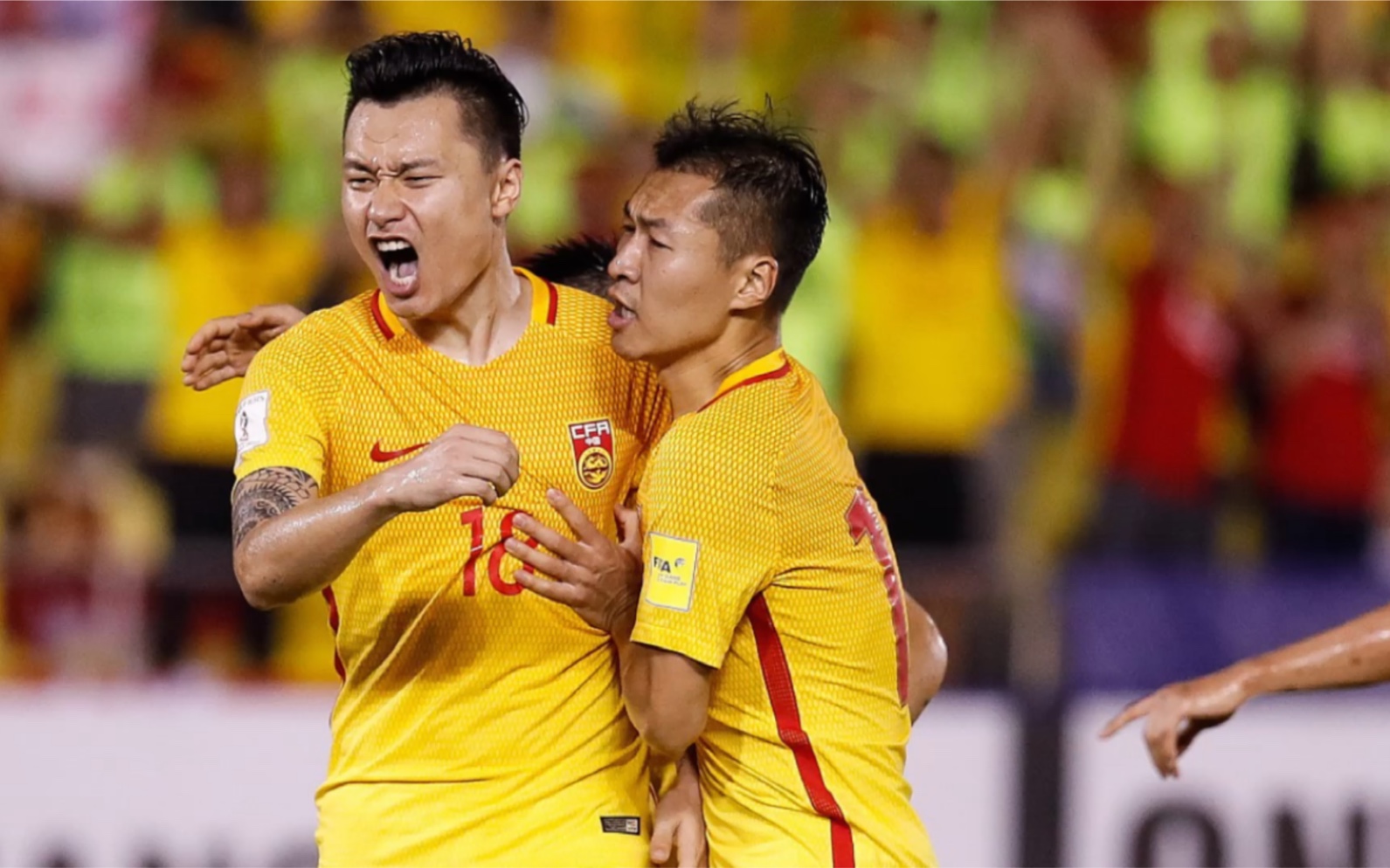 18年世预赛中国2-2叙利亚,国足又遭遇黑色三分钟