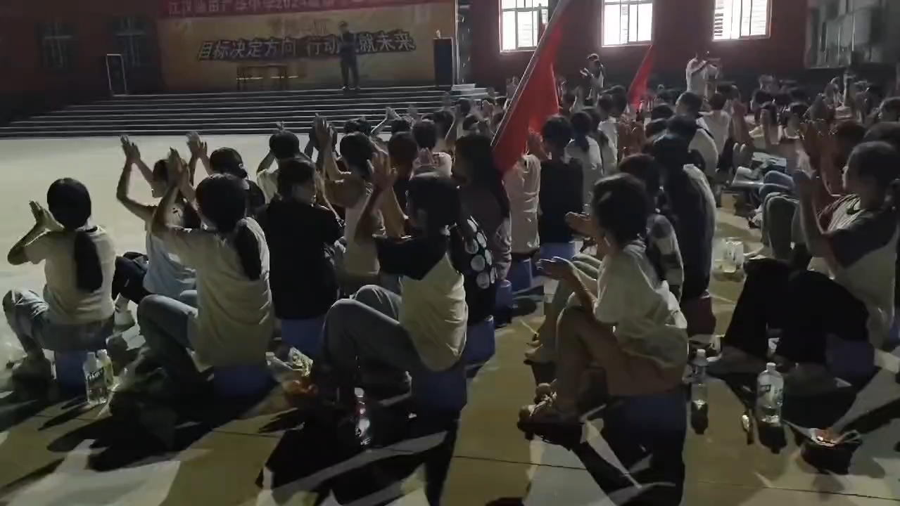 潜江市浩口军训传奇纪录片