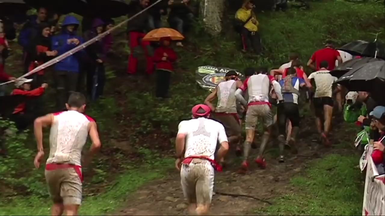 比赛回顾 | 这才是越野跑真正的样子!2012 Zegama Aizkorri山地马拉松实录哔哩哔哩bilibili