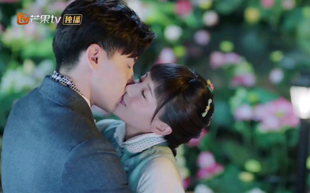 【邓伦x李一桐】月下烟花吻,甜蜜初吻,伦哥真会亲啊