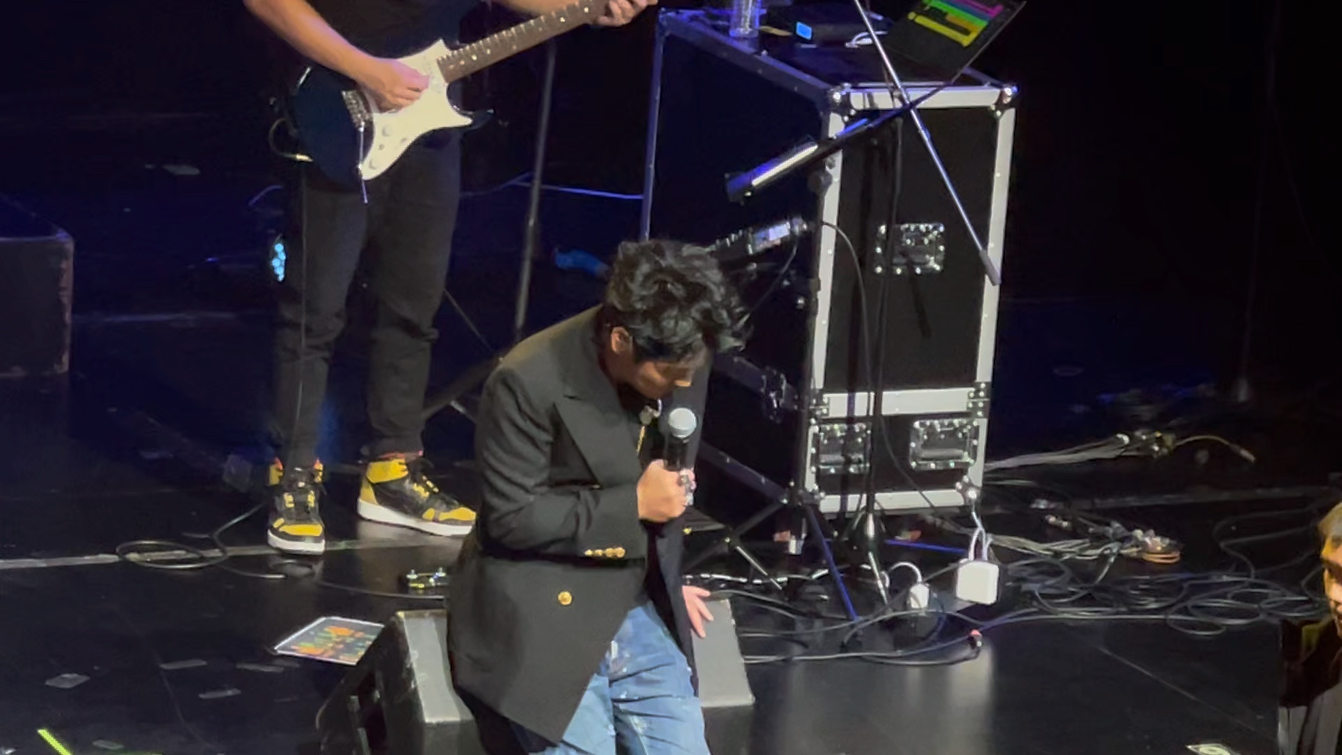 曹格别具一格巡回演唱会上海站《掌纹》