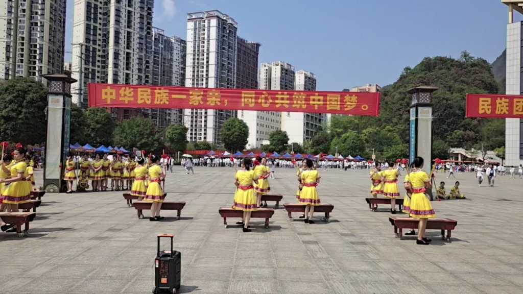 壮族三月三,河池市职业教育中心学校“打扁担”哔哩哔哩bilibili