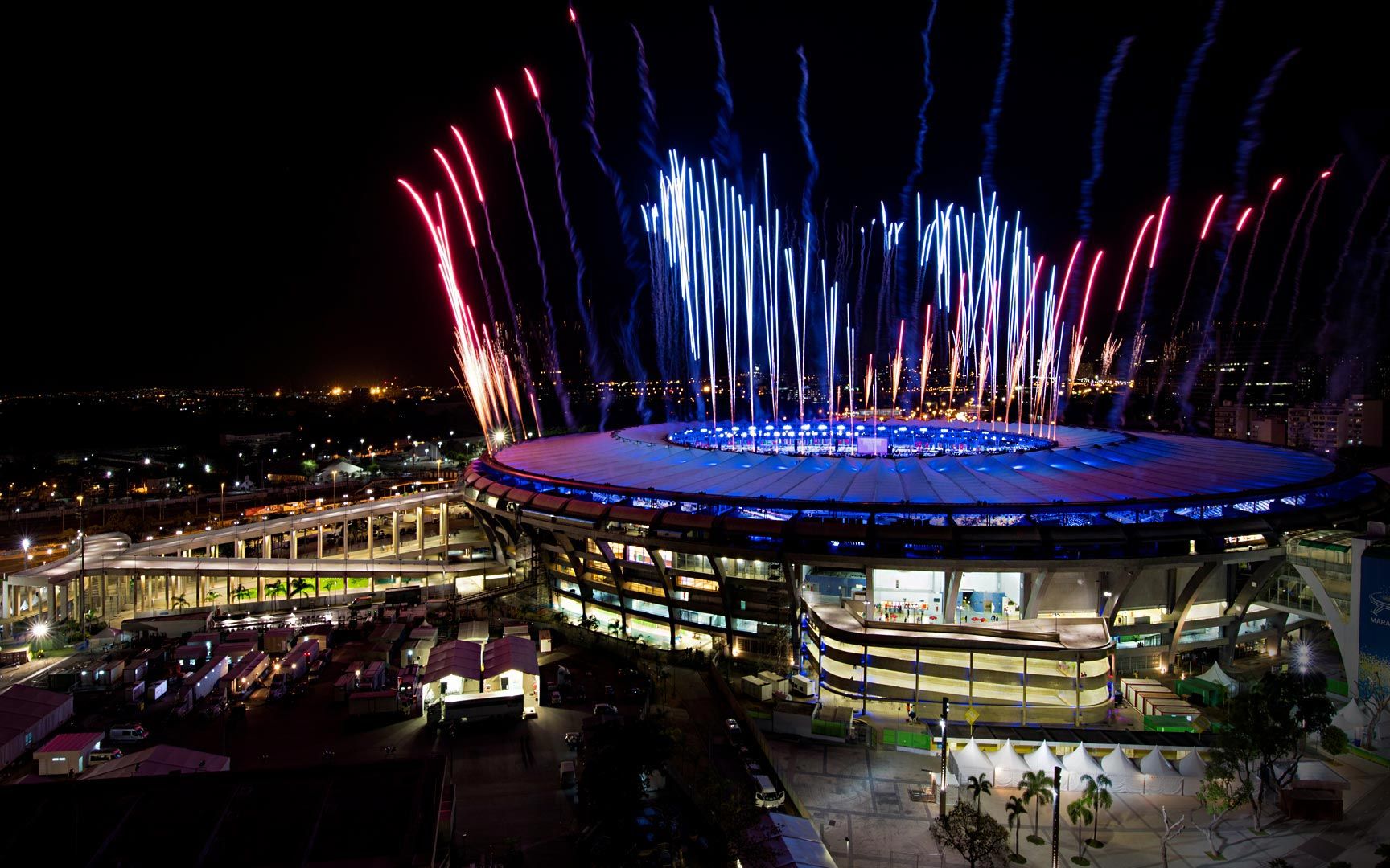 马拉卡纳体育场上空绽放的礼花,巴西里约热内卢 (08 buda mendes