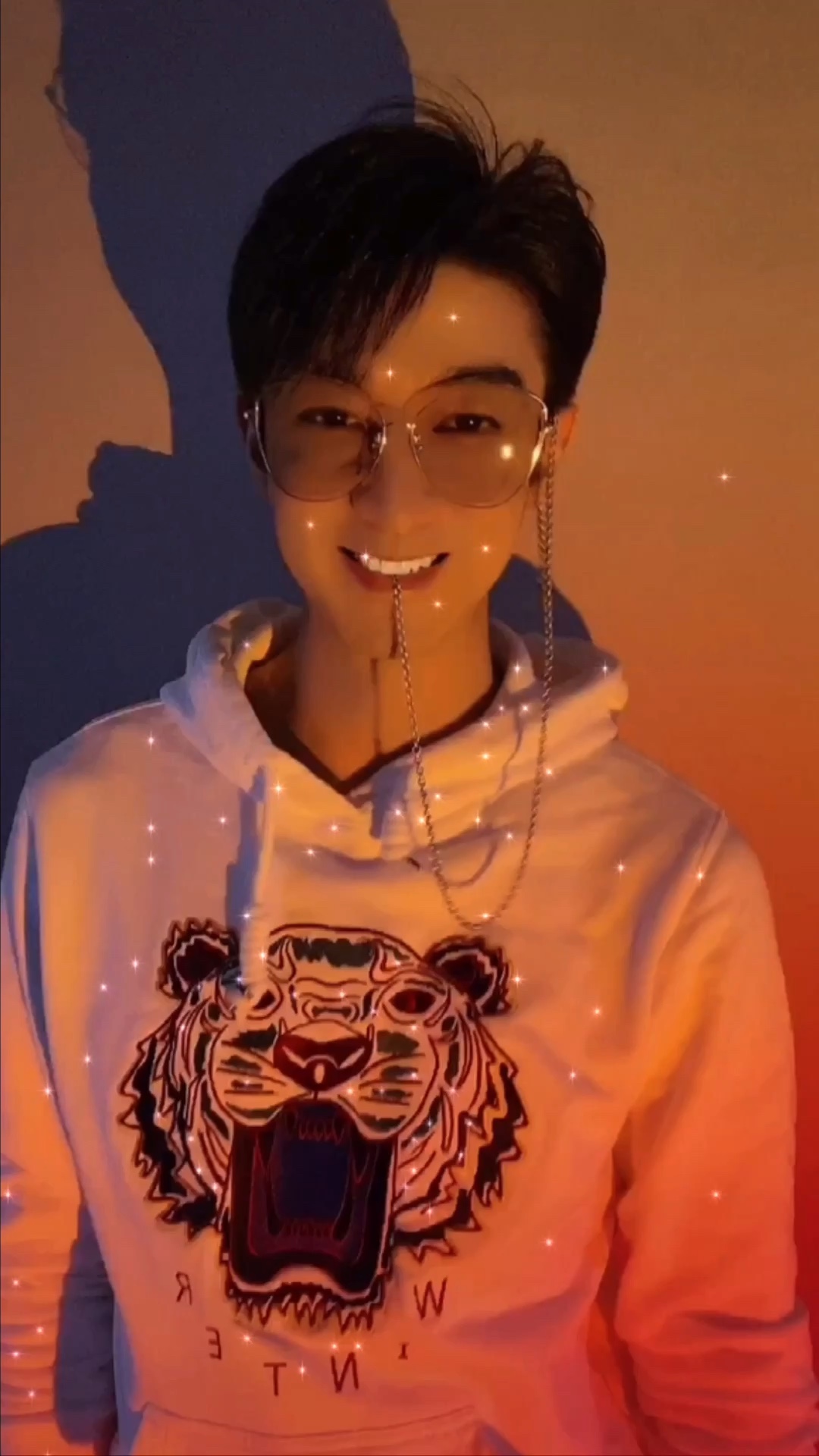 还挺好玩儿.#东南亚吊链舞##热门