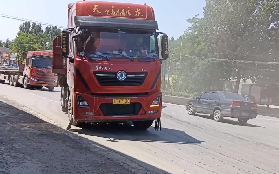 [图]国道随拍卡车，司机师傅们都很热情，打招呼了