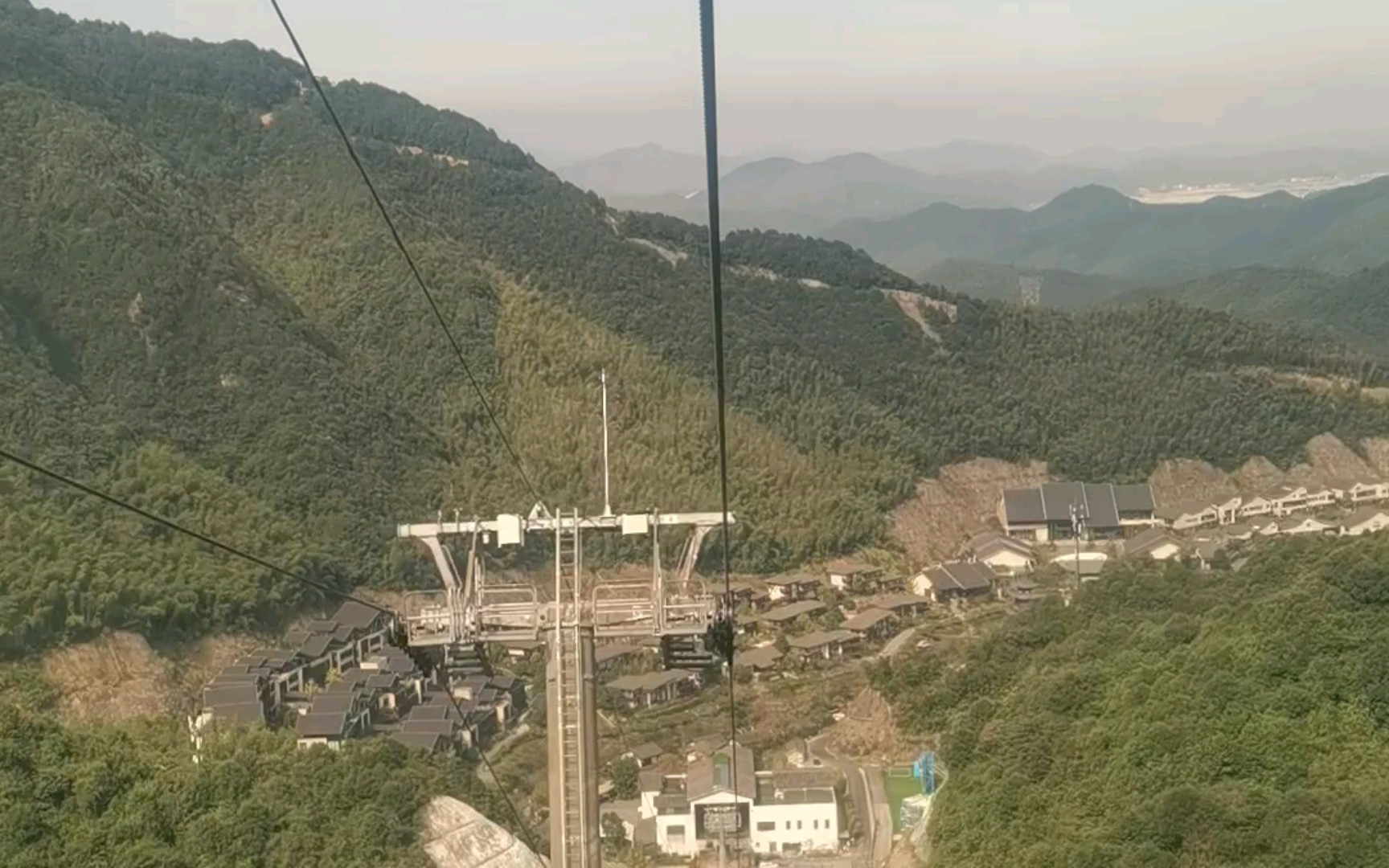 葛仙山4500米高空索道直線下降,有如高空遨遊,太嚇人了,65塊錢特別