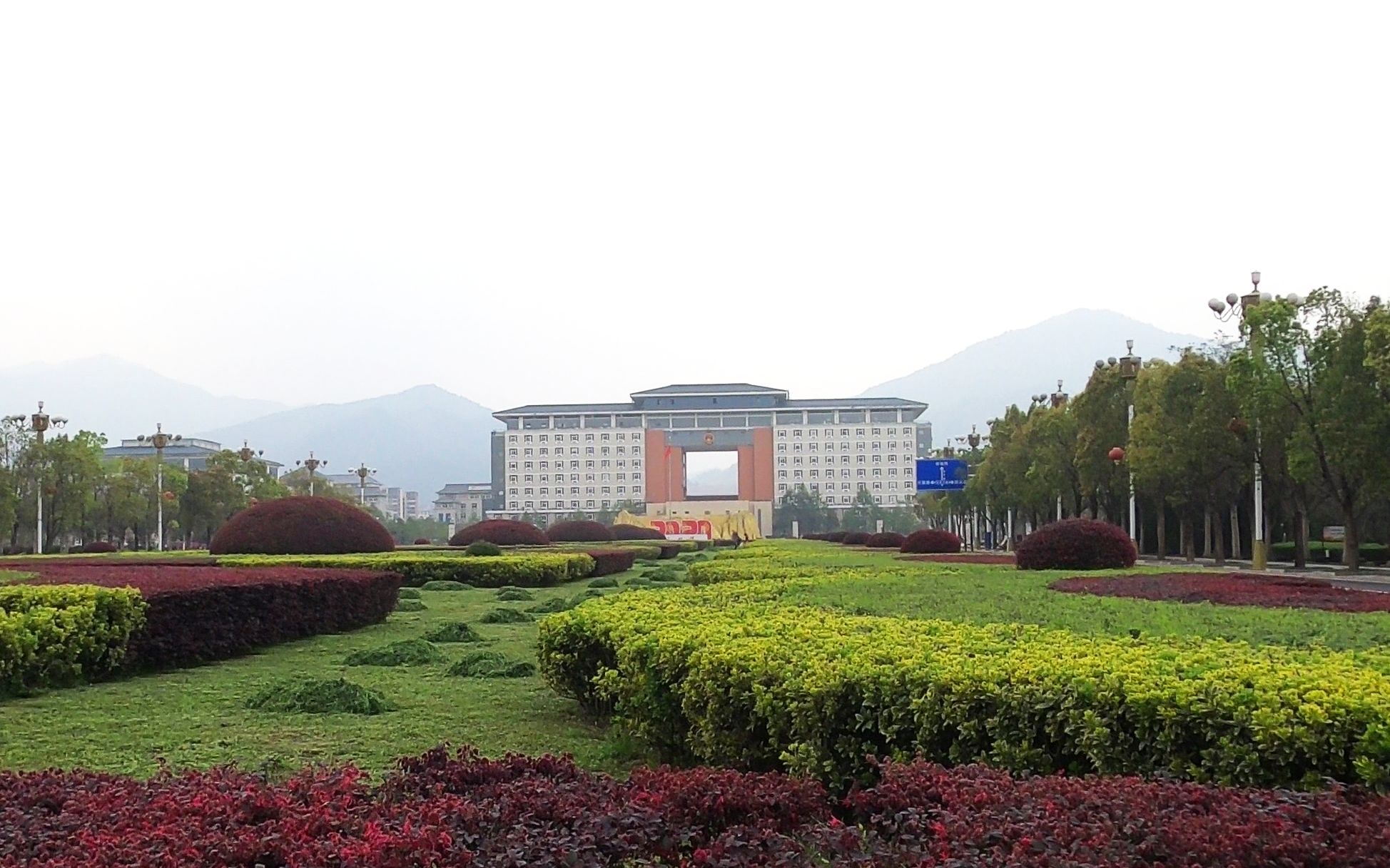 井冈山市新市区十几年发展,从一块荒地变成宜居新城,老区换新颜