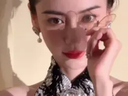 下载视频: 春楠✖️Angelababy 极简东方韵