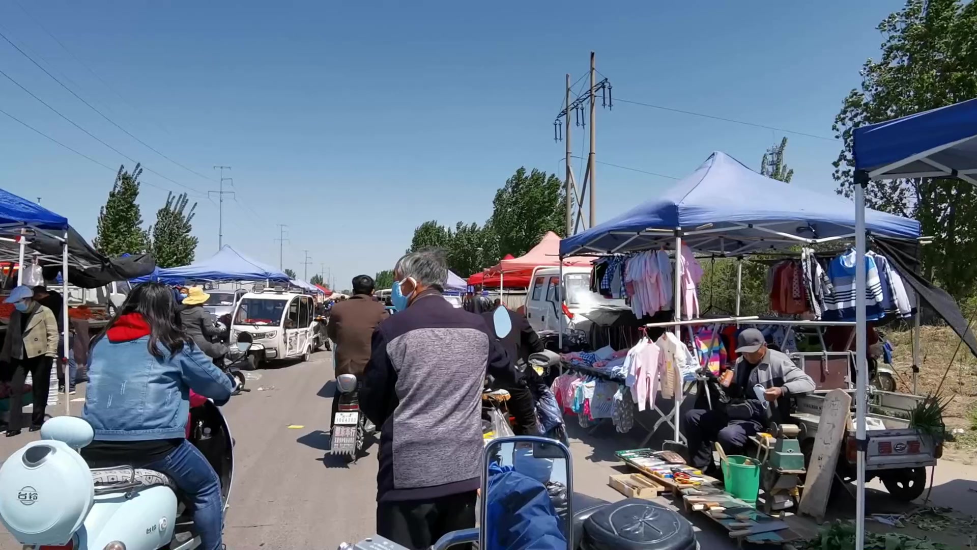 淄川大集看看集上的人多吗?比你想的多还是少十几块钱买了一堆菜