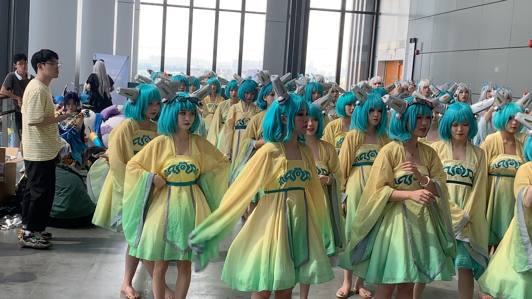 漫展cos好多蔡文姬