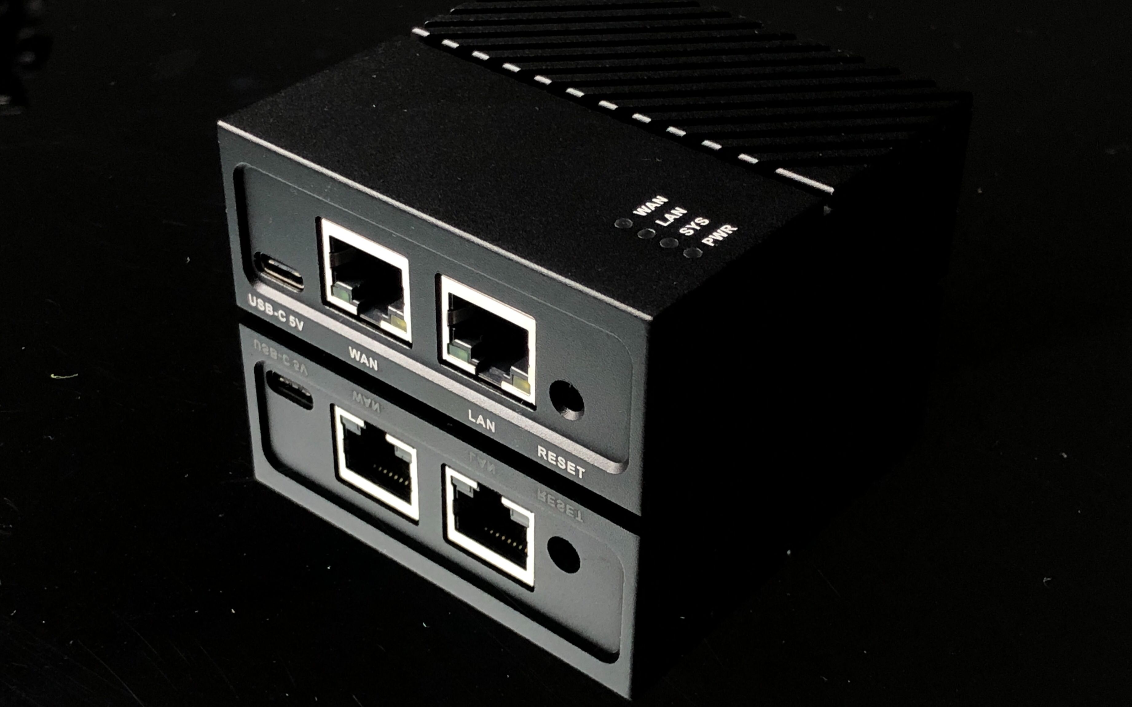 r4s第三方固件菜单概览,基于rk3399的双千兆软路由_哔哩哔哩_bilibili