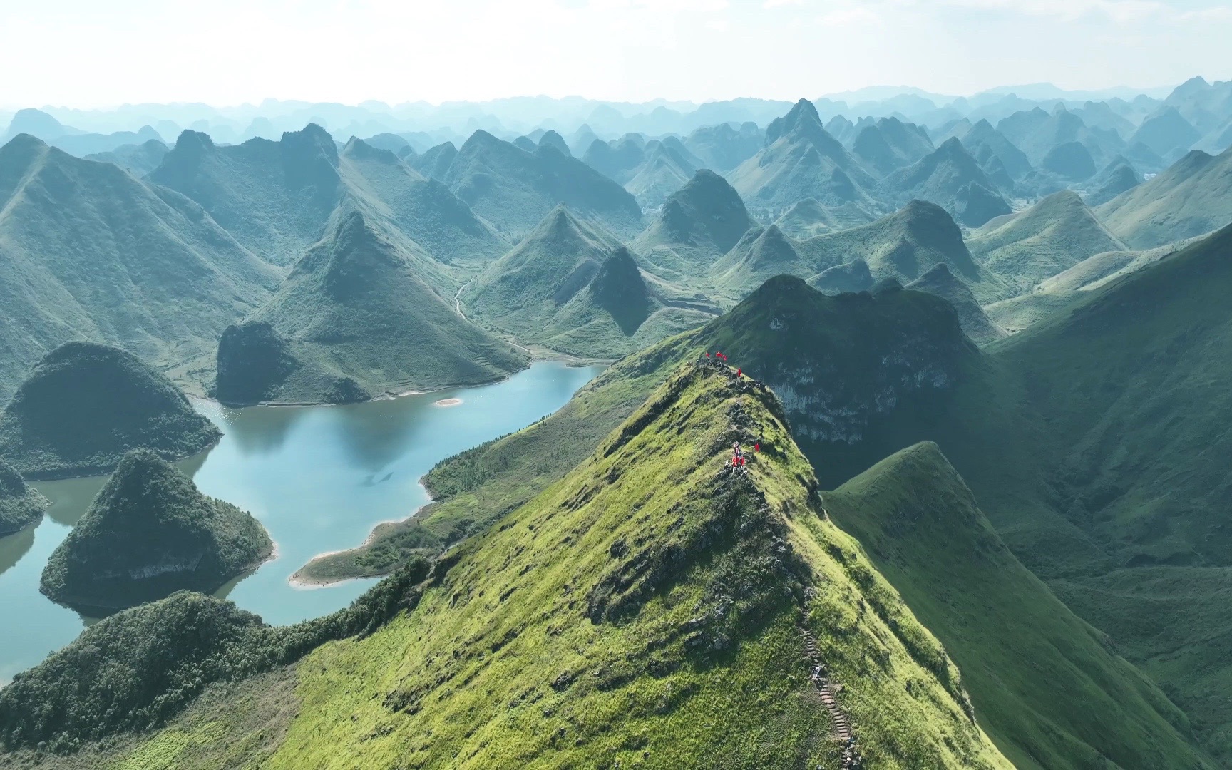 1分钟“一镜到底”攀爬广西网红景点剑龙山(4K)哔哩哔哩bilibili