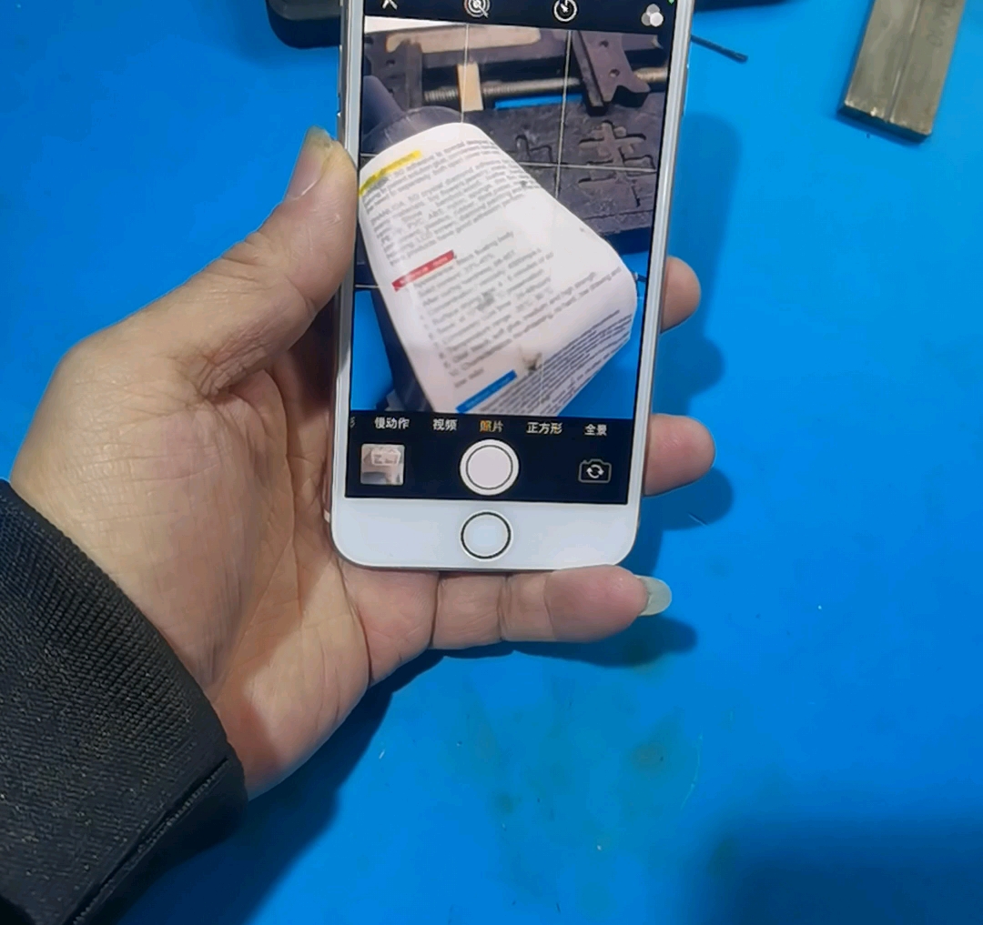 苹果8照相模糊,更换后摄像头搞定