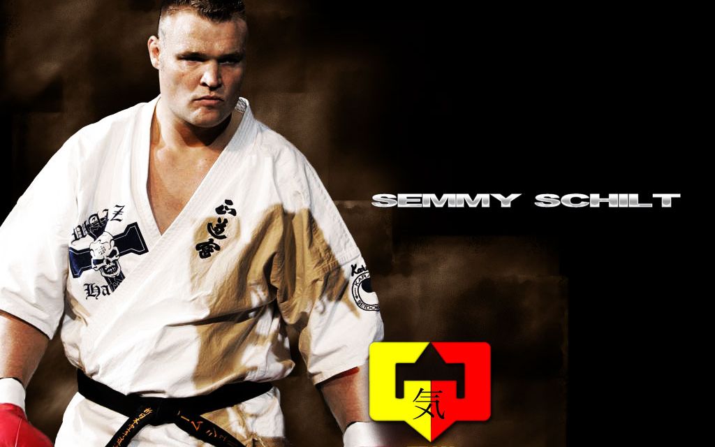 【k1因他而改变规则】K1GP四冠王萨米ⷮŠ西尔特Semmy Schilt VS Michael McDonald哔哩哔哩bilibili