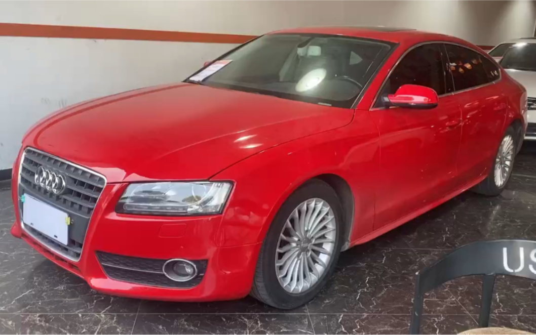 11年上牌的奥迪a5全款9万多!