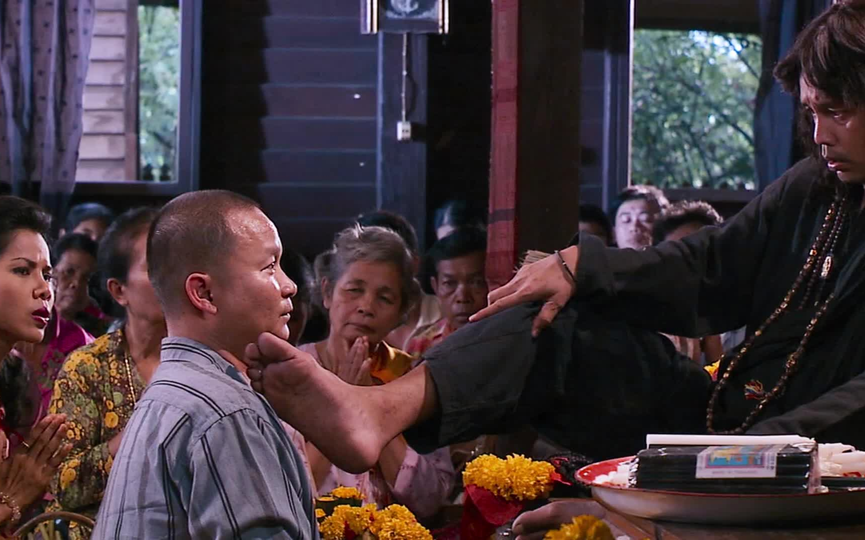 《曼谷保镖2》节选最搞笑的看相名场面