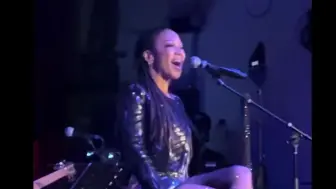 Скачать видео: 香缇莫 (Chante Moore) 2024 年现场表演 《Candlelight and You》《It’s Alright》