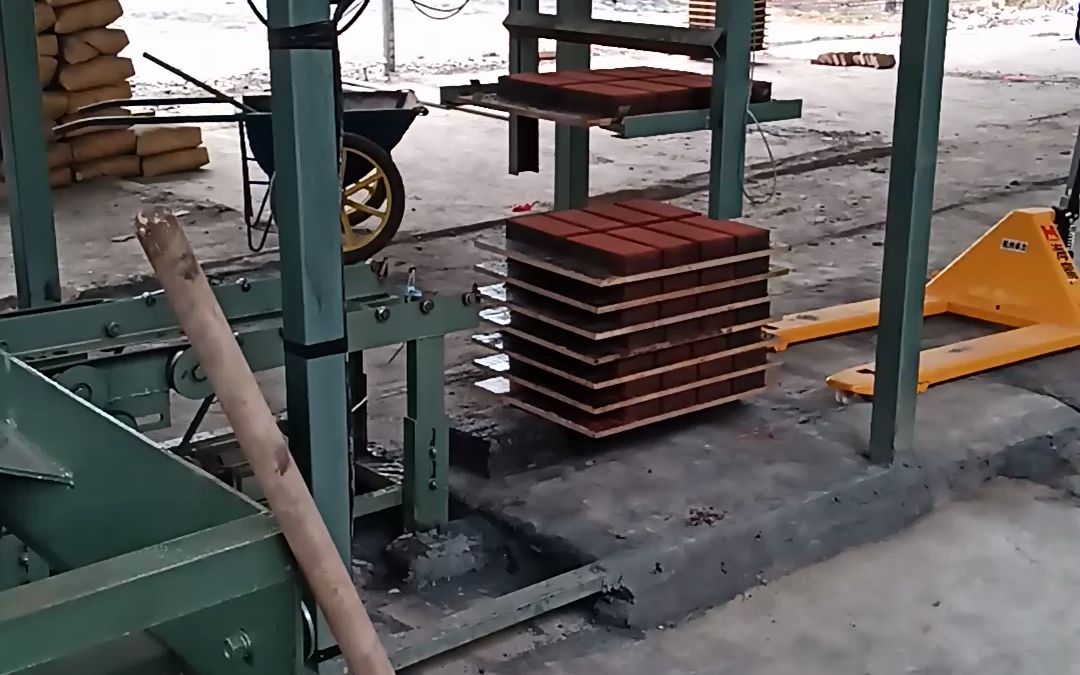 3-15面包彩砖机 液压制砖机 全自动水泥砖机 鑫悦机械