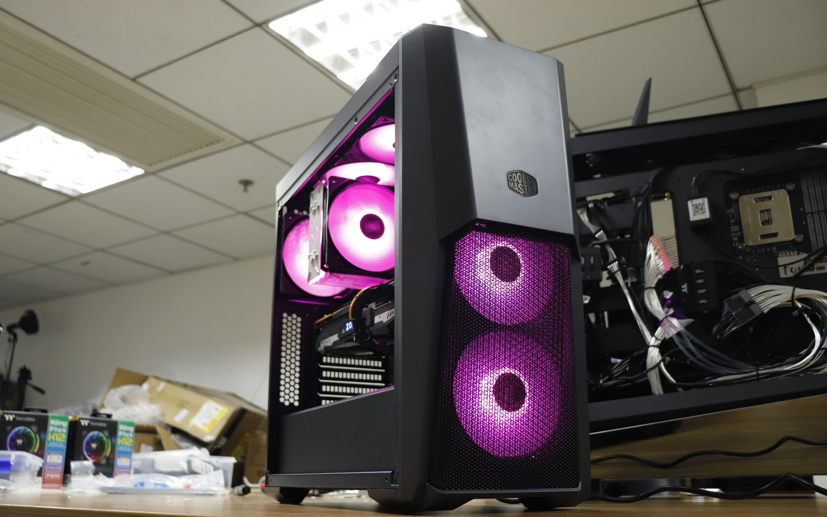 【装机】酷冷至尊mb500rgb风冷电脑主机,i7 9700k rtx2080 芝奇16g