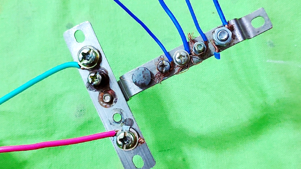 螺丝压不紧电线怎么办软铜线和硬铜线的接法大不相同涨见识了