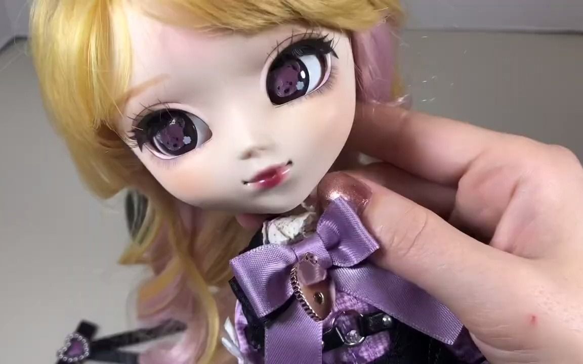 【转载】日本普利普娃娃开箱展示 pullip x travas tokyo merori doll