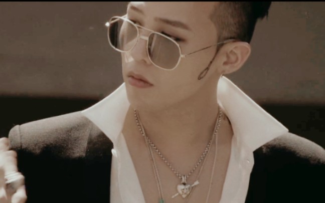 【权志龙】权专务炸街_哔哩哔哩_bilibili