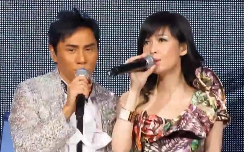 [图]黃凱芹 & 周慧敏《情未了》 Live in Chris Wong True Colors 25週年演唱會