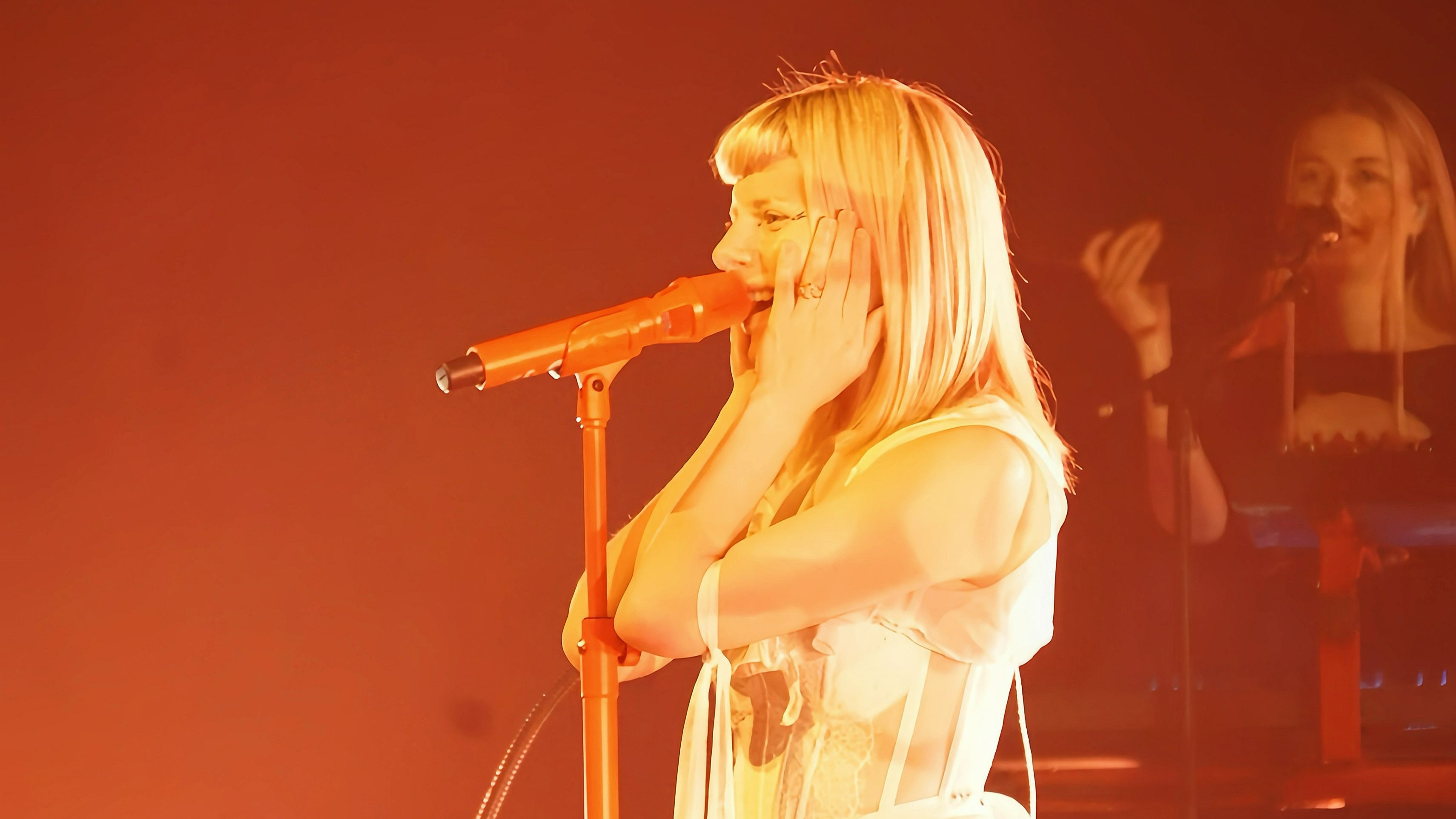 3.2 aurora小曦巡演北京站第一排侧面视角