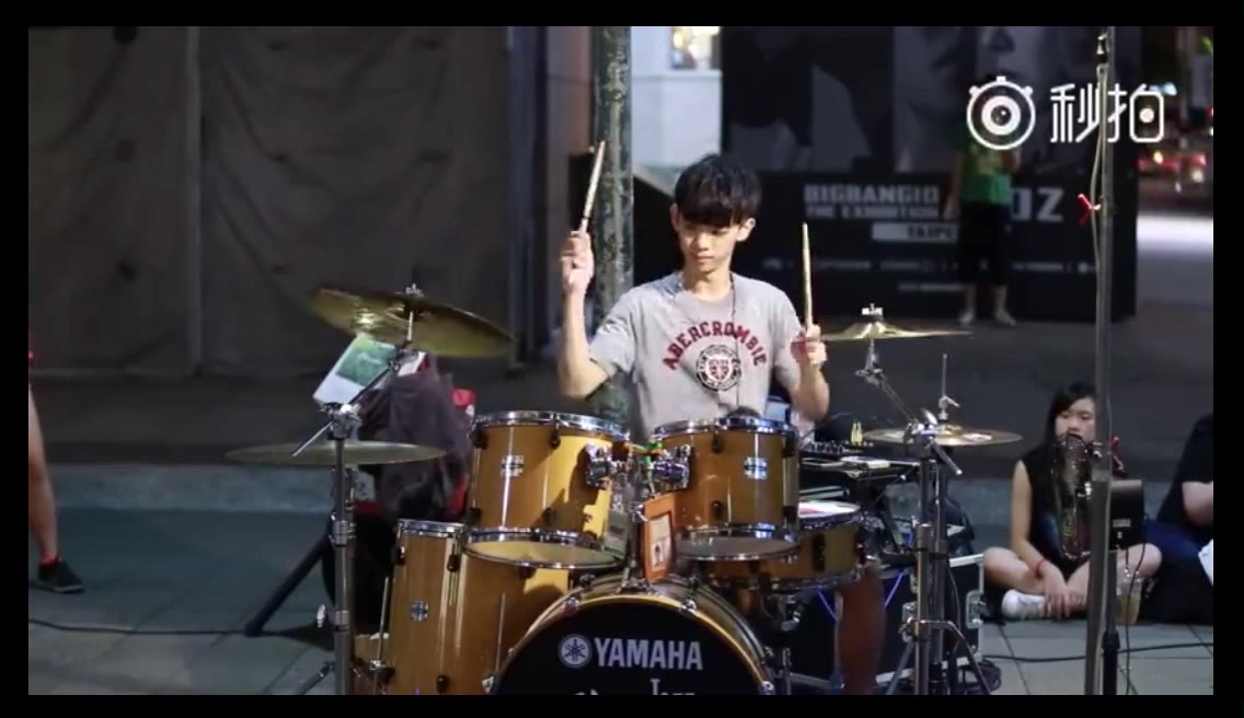 李科颖离开地球表面五月天燃爆了