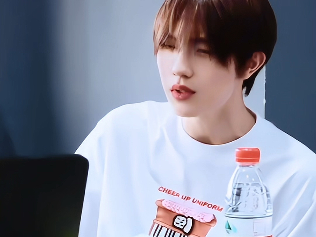 【苏新皓】点击收看来自主舞的声乐训练日常